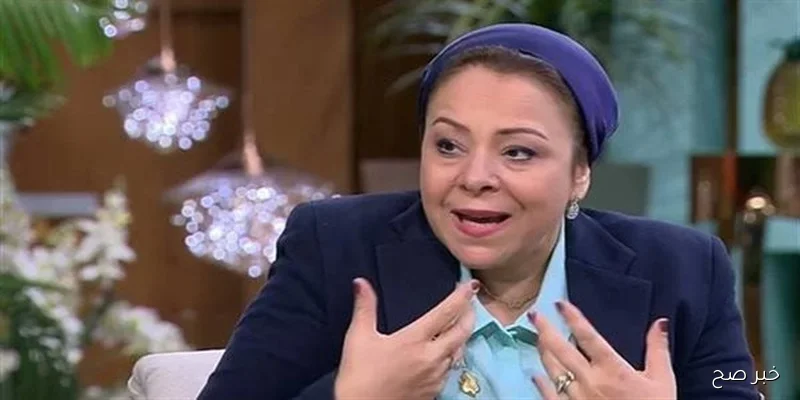 نهاد أبو القمصان تعبر عن غضبها من كارتة الساحل بسبب عدم وجود إنارة رغم دفع 10 جنيه ذهاباً و10 جنيه إياباً