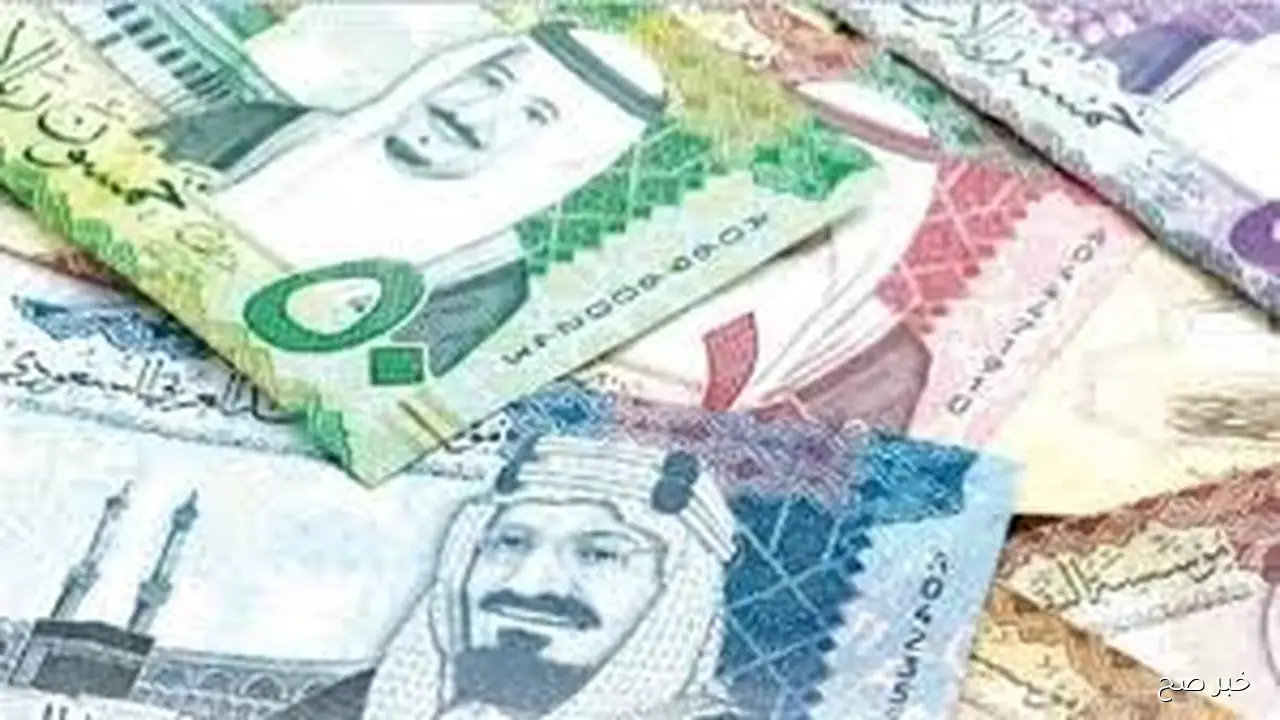 عملة المملكة بكام؟؟.. سعر الريال السعودي مقابل الجنيه المصري في السوق السوداء اليوم الاثنين 27 اكتوبر 2025 بآخر تحديث