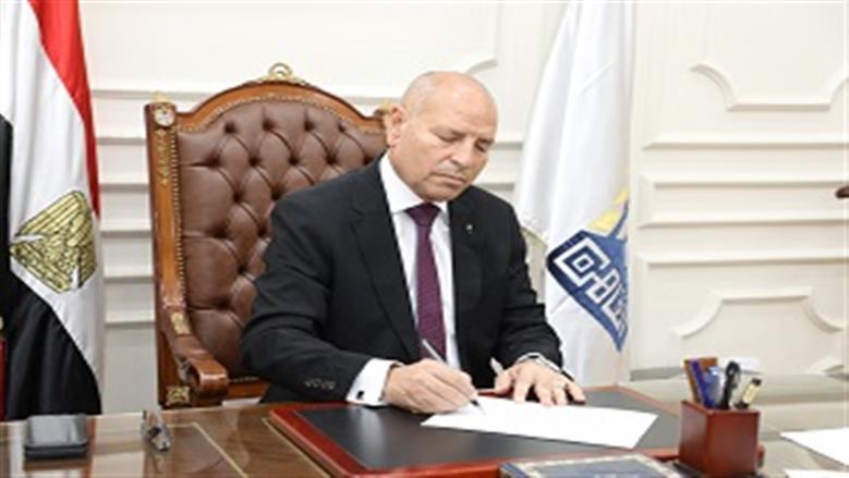 مزايدة لفك وبيع مكونات كوبري السيدة عائشة 18 يناير