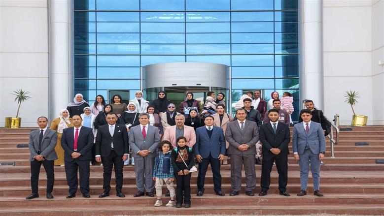 وزارة الاتصالات وتكنولوجيا المعلومات تكرم خريجي المرحلة الأولى من برنامج المهارات الرقمية لأسر الشهداء والمصابين