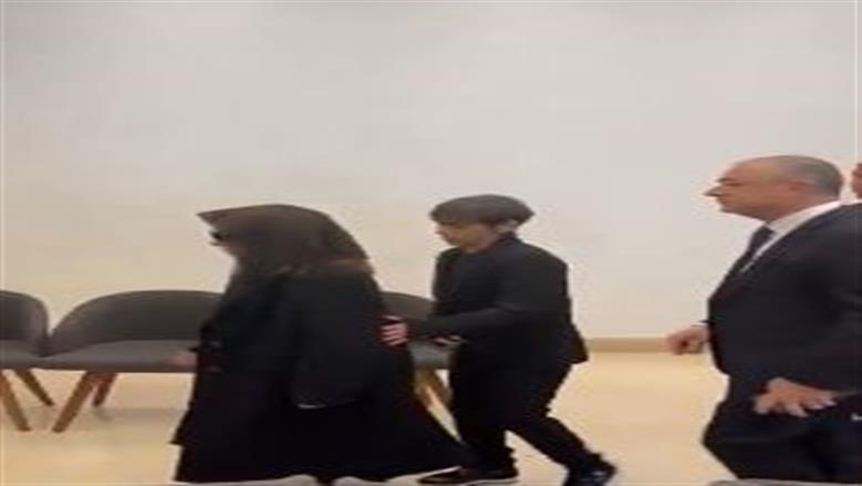  أول ظهور لـ فيروز فى الوادع الأخير لنجلها هلي الرحباني (صور)