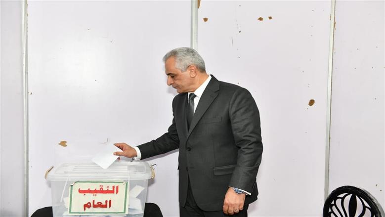 وزير الإنتاج الحربي يدلي بصوته في انتخابات نقابة المهندسين (صور)
