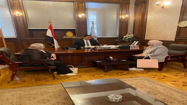 اجتماع نائب المحافظ 